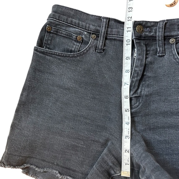 Madewell High-Rise Denim Shorts- Black- Size 27 - Picture 13 of 14